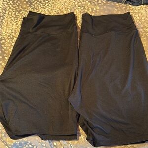 32 Degrees Black Active Shorts two pair
